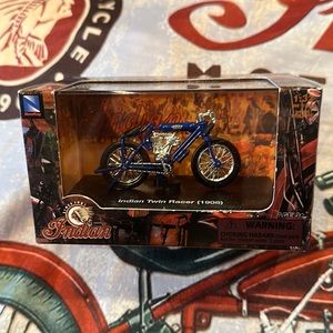 New-Ray 1:32 Scale Diecast Motorcycle Model 1908 Indian Twin Racer